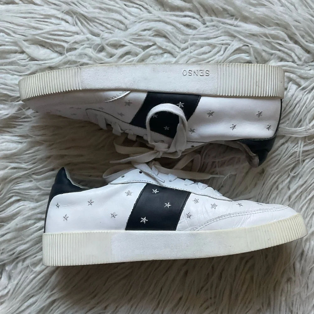 Senso Aurora White Leather Star Accent Low-Top Lace Up Platform Sneakers Size 40